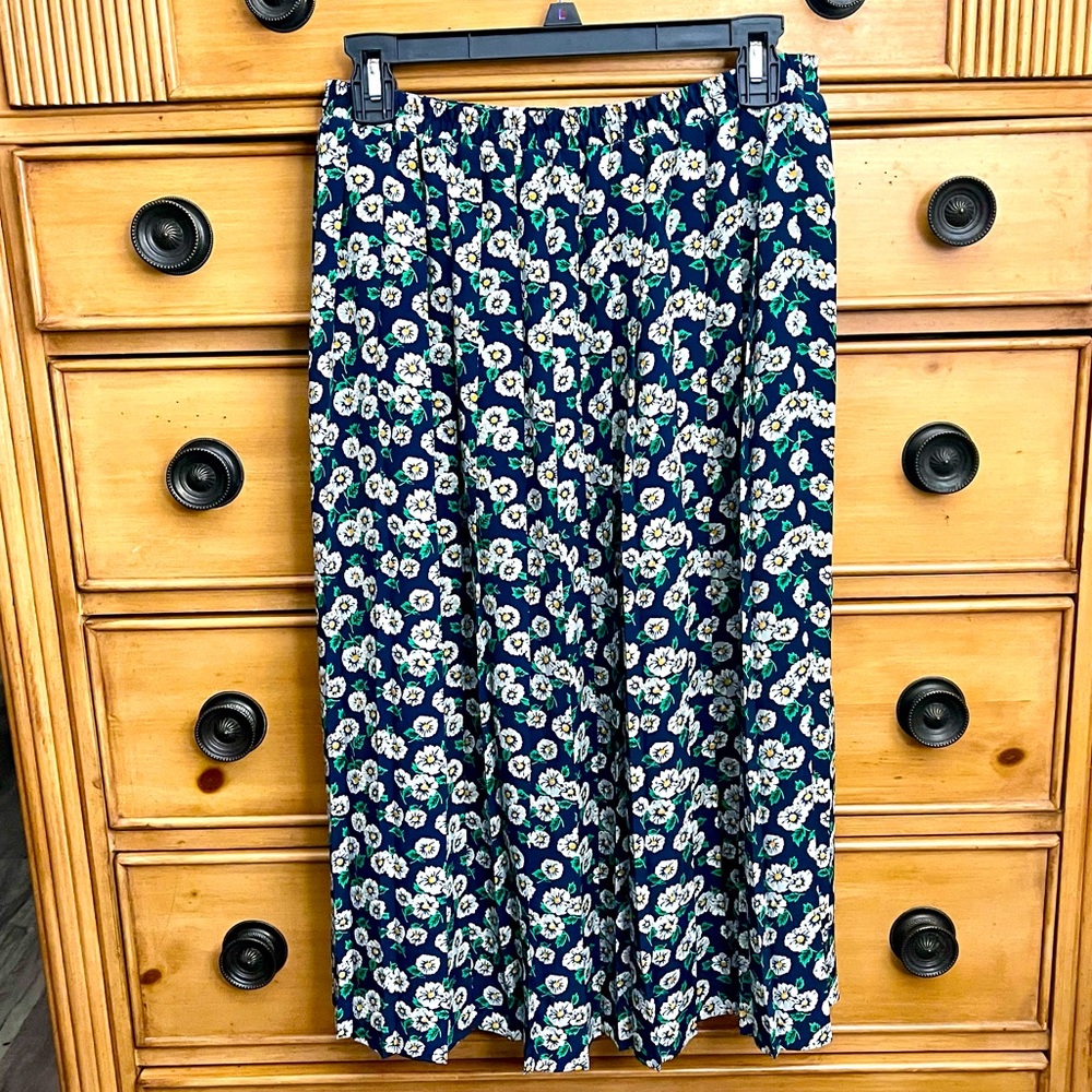 Pretty Women’s Leslie Fay Floral Electric Pleats Skirt Sz 8 Excnt Cond